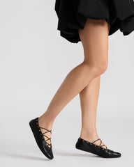 POINTE BLACK LEATHER