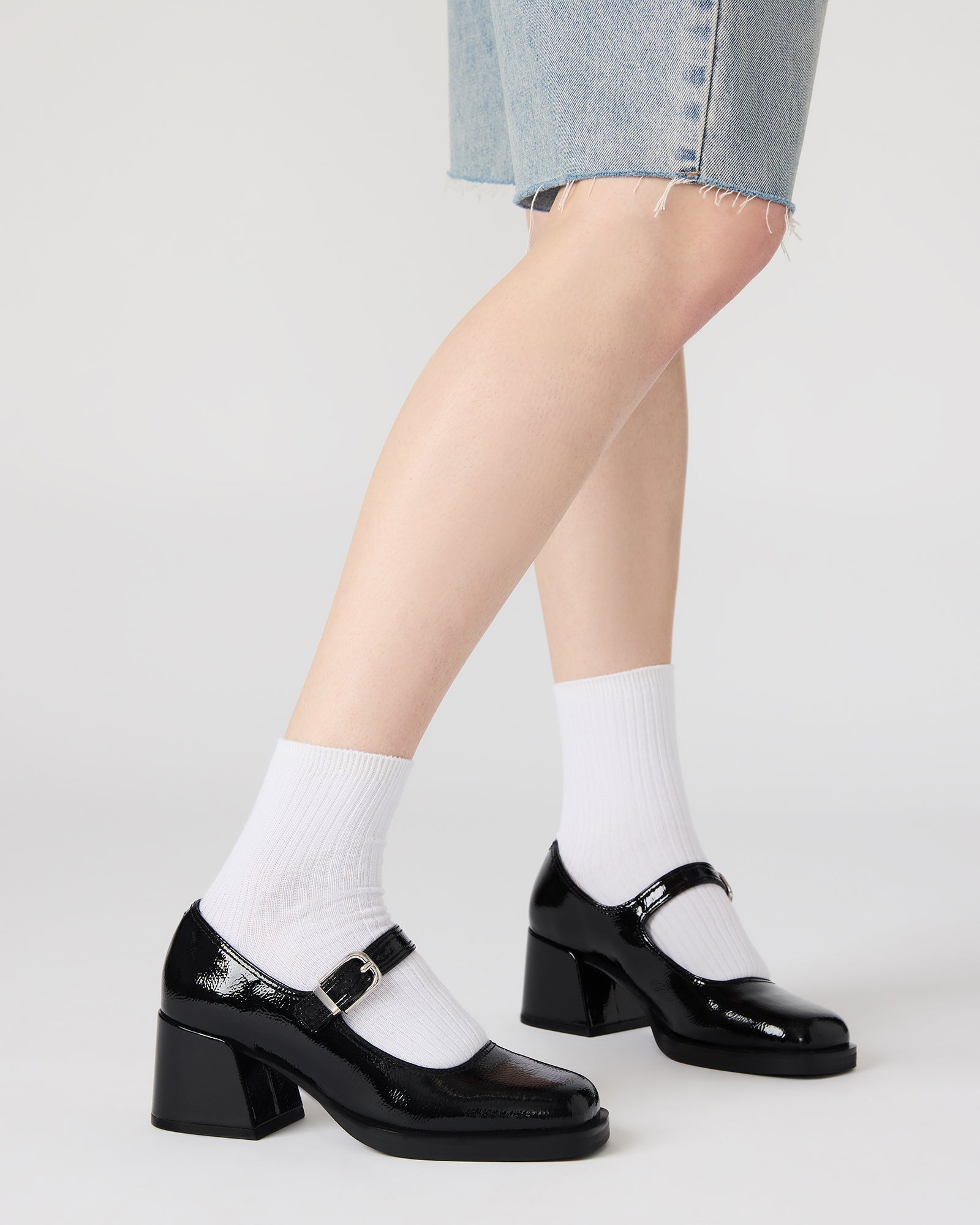 LISBON BLACK LEATHER